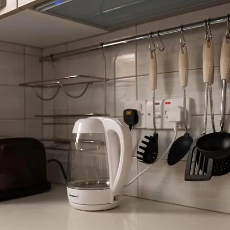 Albina - Elegant 3br Retreat With Private Pool Near Coral Bay