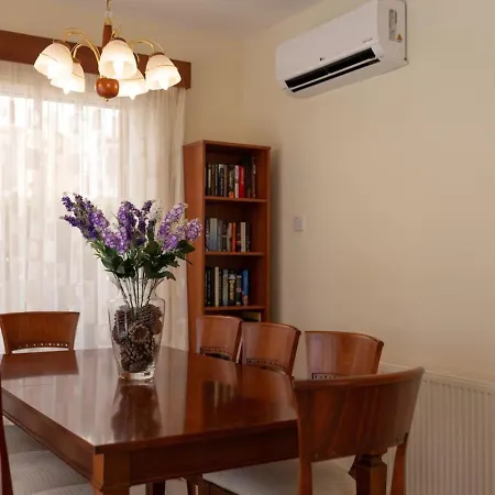 Albina - Elegant 3br Retreat With Private Pool Near Coral Bay * Peyia