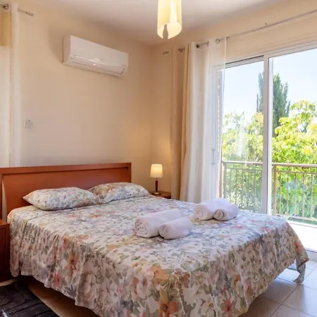 Prázdninový dům Albina - Elegant 3br Retreat With Private Pool Near Coral Bay Pegeia