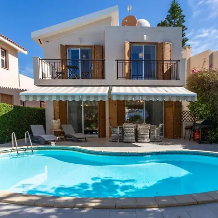 Prázdninový dům Albina - Elegant 3br Retreat With Private Pool Near Coral Bay Pegeia