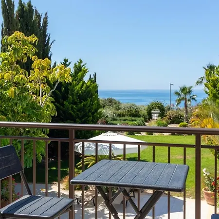 Albina - Elegant 3br Retreat With Private Pool Near Coral Bay Prázdninový dům Pegeia