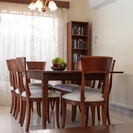 Albina - Elegant 3br Retreat With Private Pool Near Coral Bay Prázdninový dům