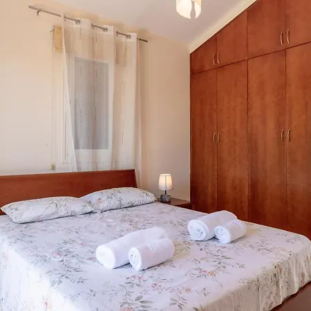 Albina - Elegant 3br Retreat With Private Pool Near Coral Bay Prázdninový dům
