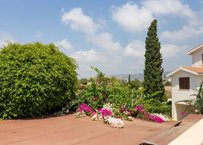 Albina - Elegant 3br Retreat With Private Pool Near Coral Bay 別荘 *