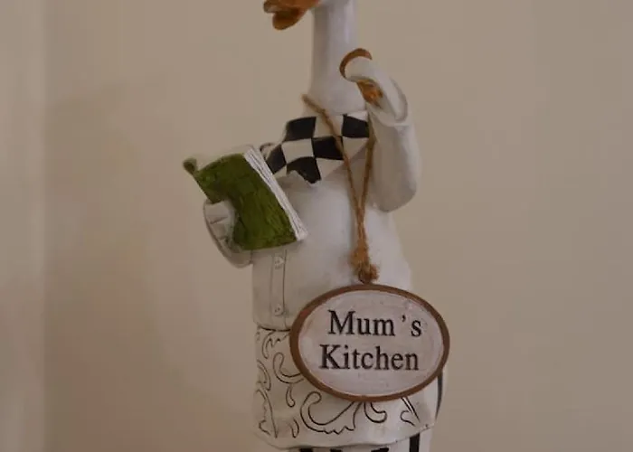 Albina - Elegant 3br Retreat With Private Pool Near Coral Bay 別荘 *