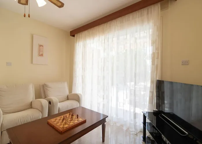 Albina - Elegant 3br Retreat With Private Pool Near Coral Bay 別荘 ペイヤ